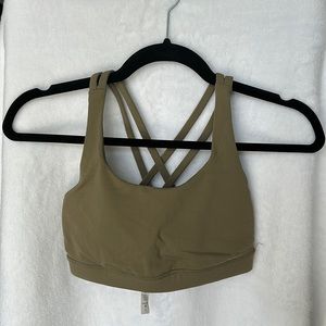Lululemon olive energy bra size 4 NWOT